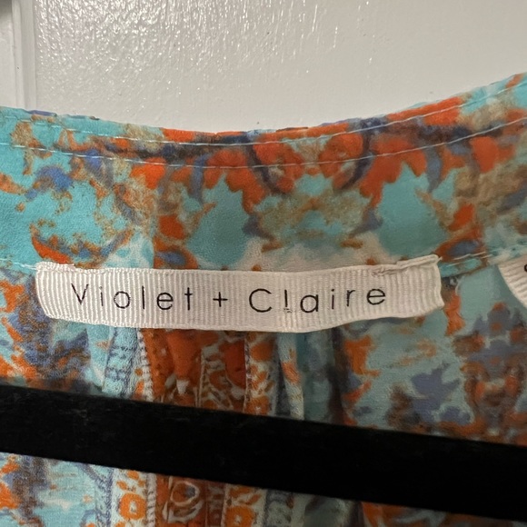 Violet + Claire small blouse sleeveless - Picture 2 of 3